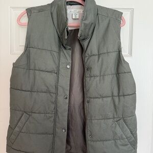 H&M LOGG olive green vest size 12